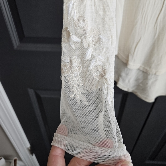 Free People Womens Saheli Mesh Embroidery Blouse Sz Small Coquette Romantic - Picture 6 of 10